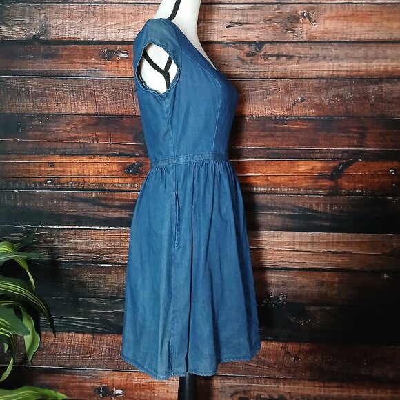 NWT Old Navy Dress Size 4 Fit & Flare Dark Wash Chambray Cap Sleeve Pockets Zip - Picture 6 of 12